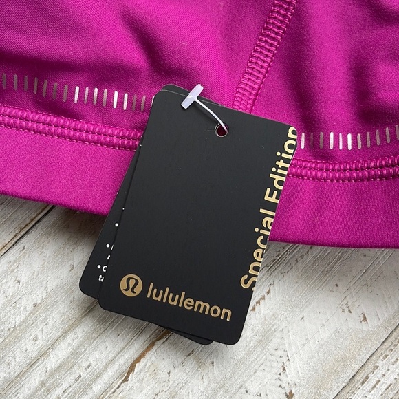 Lululemon Arise Bra C/D size 10 Fuschia Silver NEW Special Edition - Picture 8 of 8